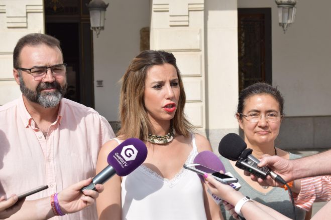 El PSOE pide a Román planes y acciones de apoyo a la igualdad del colectivo LGTBI