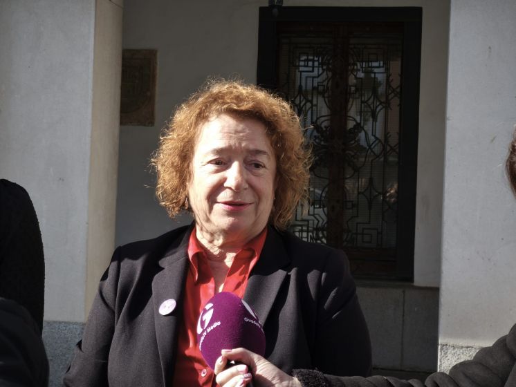 El PSOE exige a Guarinos que expulse a Vox del gobierno, “no puede sostener a un partido que niega la desigualdad entre mujeres y hombres y la violencia machista”