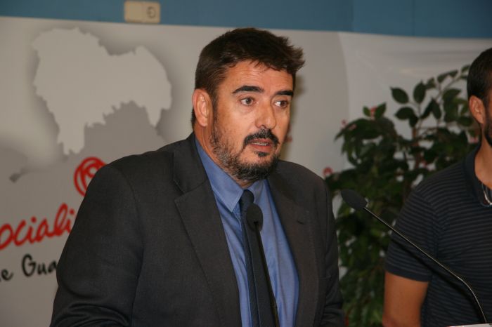 “Robisco se empeña en hacer el ridículo sin conocer cuál es la vida útil de una ambulancia”