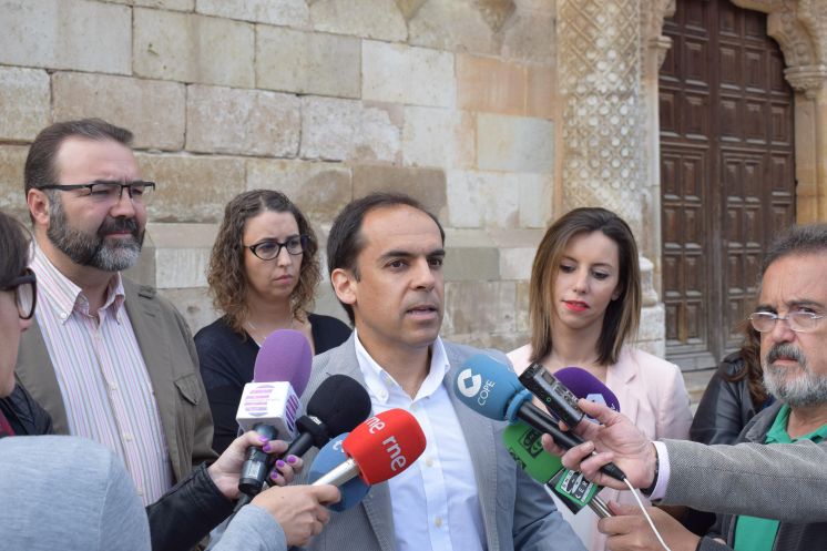 El PSOE exige actuaciones urgentes para que el Palacio del Infantado pueda reabrirse