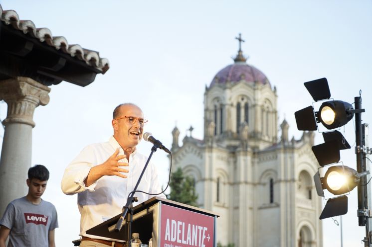 Alberto Rojo celebra que el Gobierno apruebe un decreto que es un “verdadero escudo social” para la ciudadanía, frente a la “irresponsabilidad del PP”
