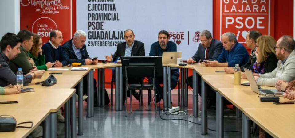 PSOE Guadalajara ratifica por unanimidad que Miguel Óscar Aparicio sea el...